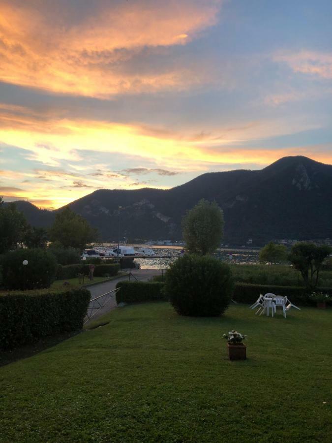 Casa Al Lago Clusane Kültér fotó
